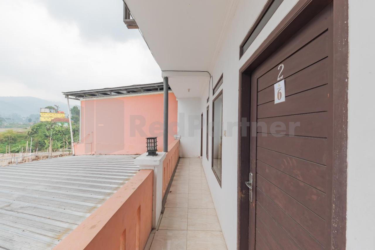 Pondok Hefi Ciwidey Mitra Reddoorz Экстерьер фото